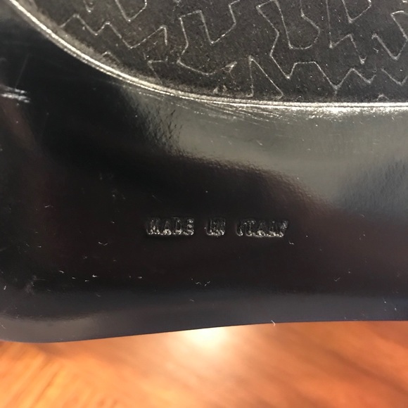 Salvator Ferragamo - Picture 5 of 11